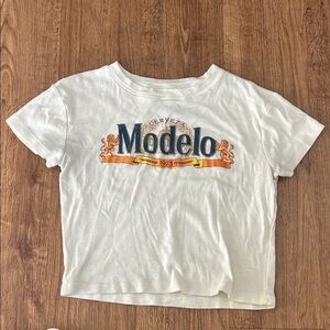 White Modelo Graphic Tee | Cropped